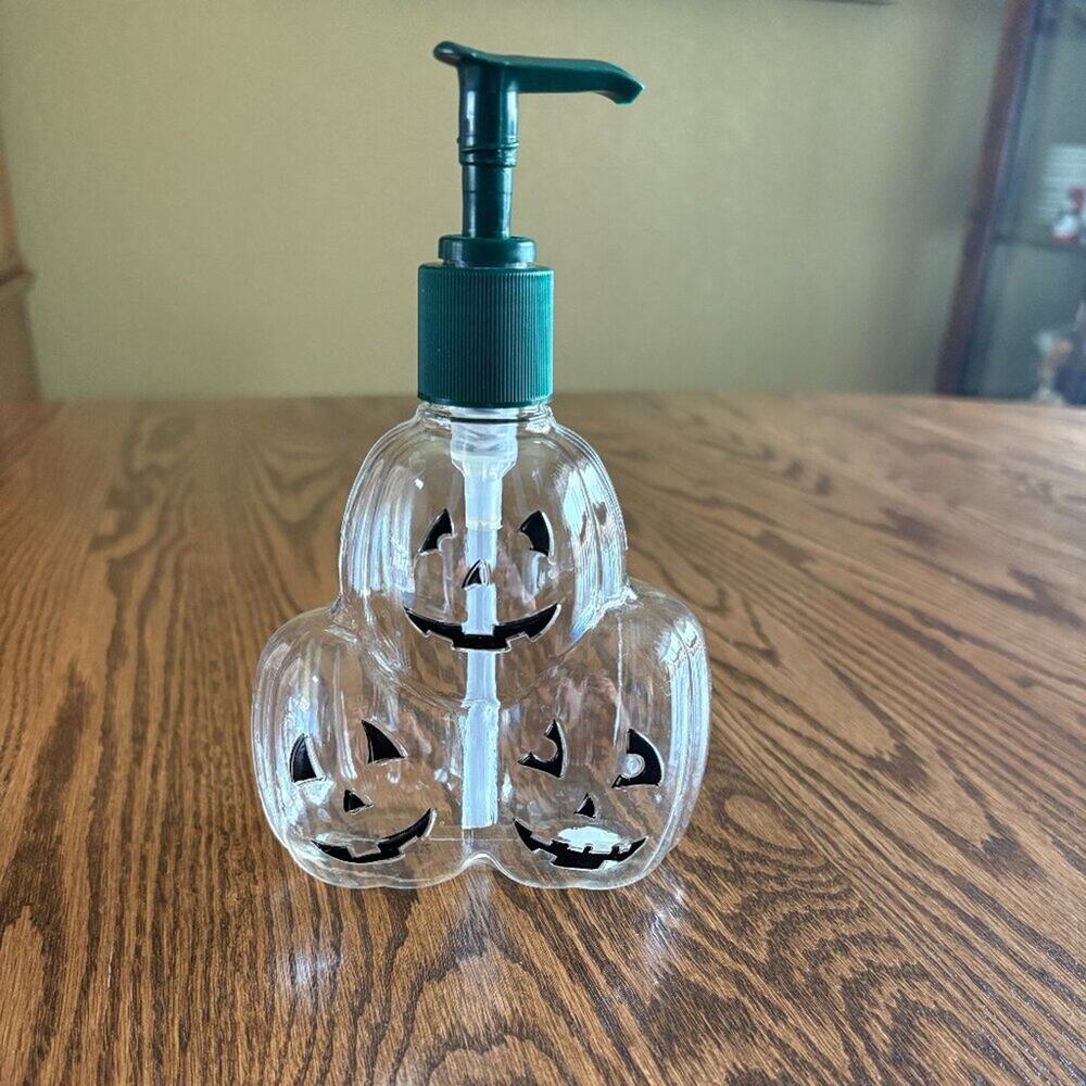 EMPTY Bath & Body Works Halloween Jack o' Lantern Stack Retired Soap Dis…